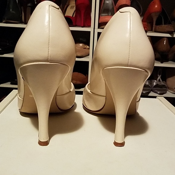 Open toe pump - Picture 3 of 5